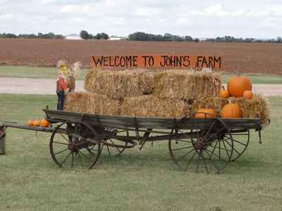 Welcome_to_john_s_farm